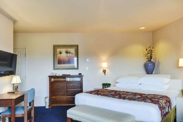 FOREST VILLAS HOTEL (Prescott)